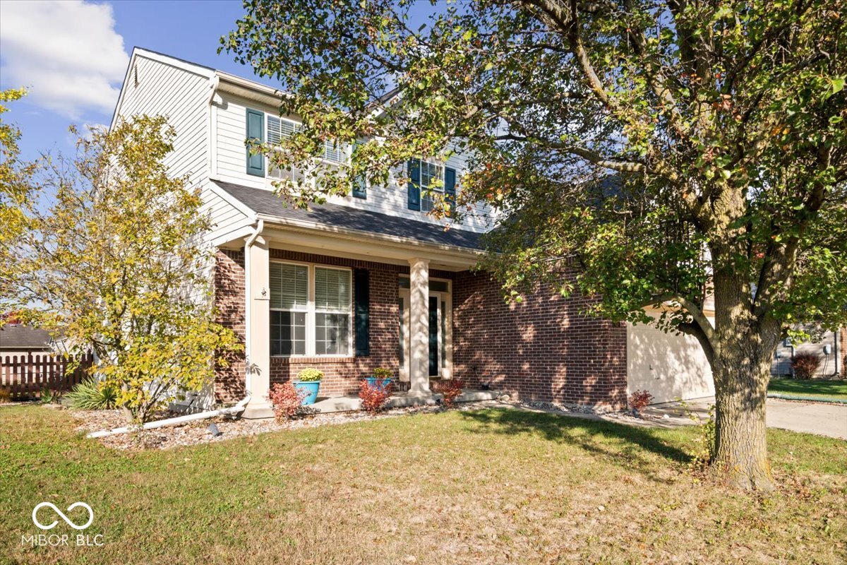 692 Weeping Way Lane Avon IN 46123