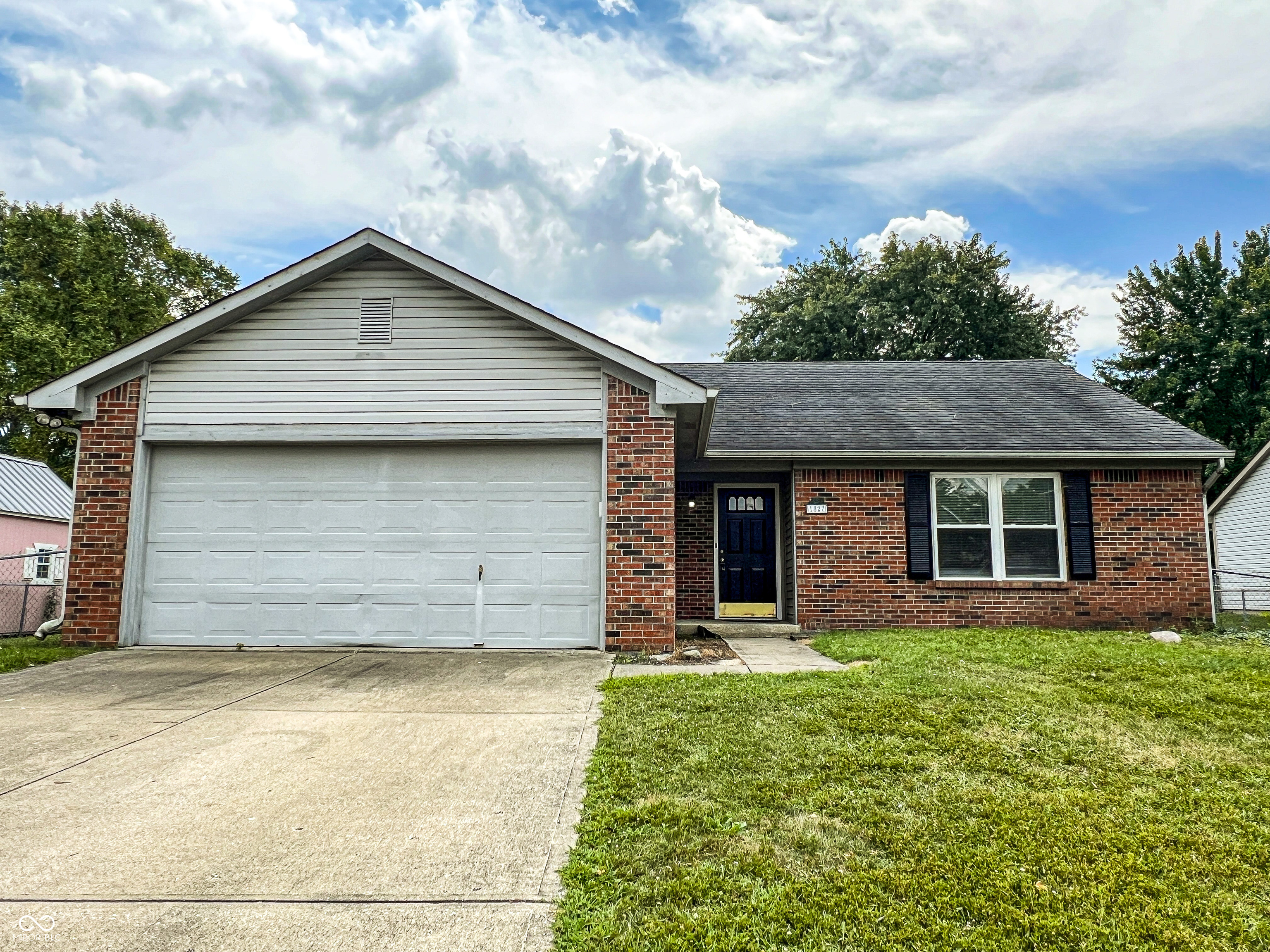 1827 Beckenbauer Lane Indianapolis IN 46214