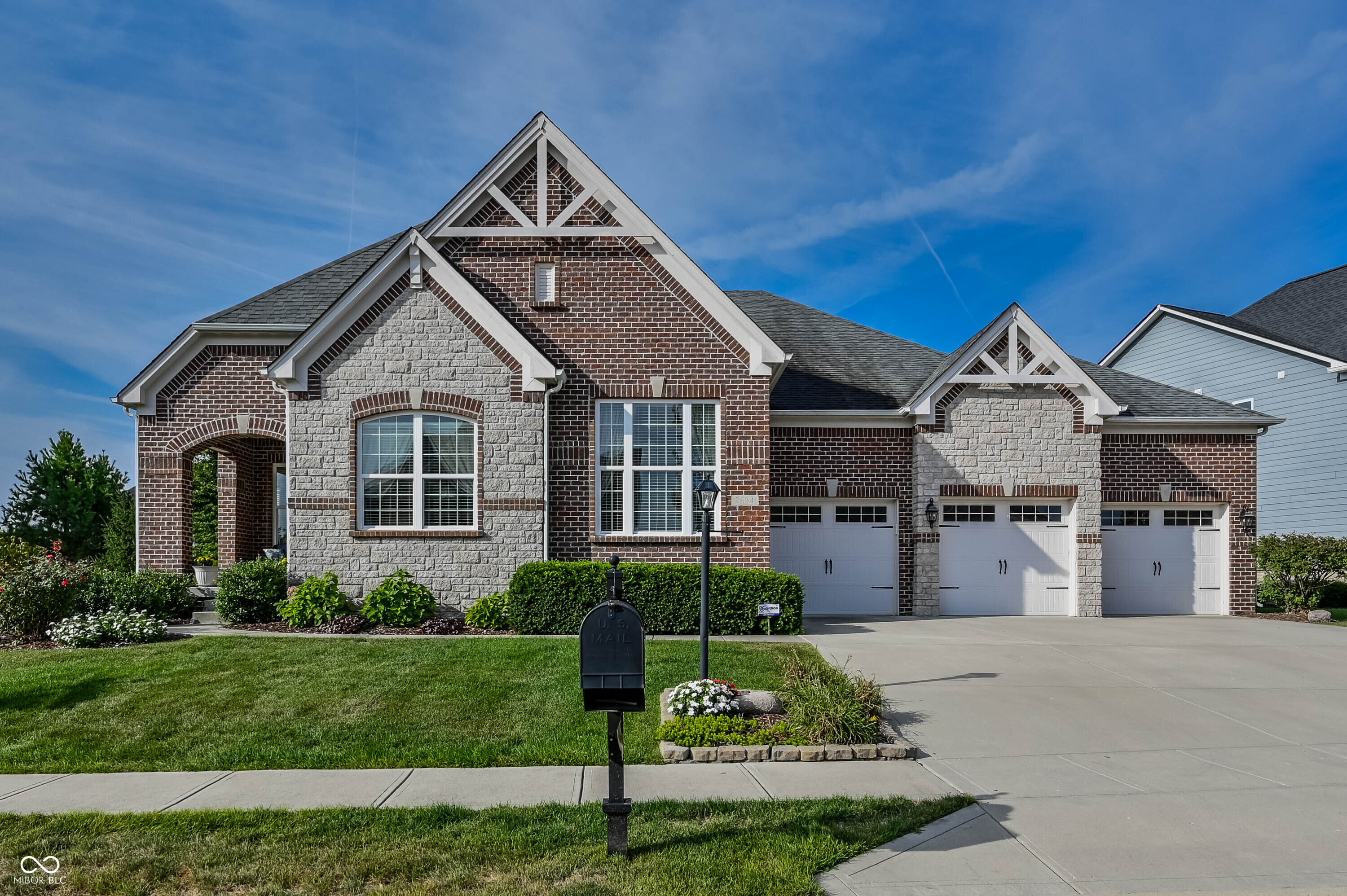 2694 E High Grove Circle Zionsville IN 46077