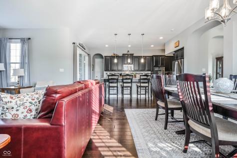 2694 E High Grove Circle Zionsville IN 46077