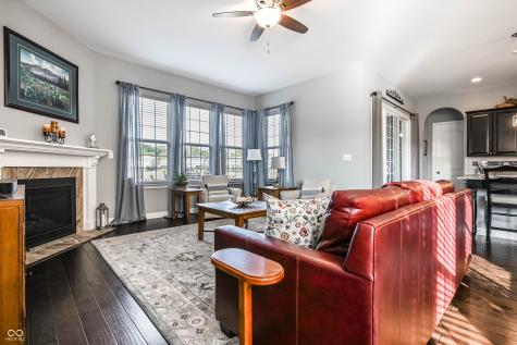 2694 E High Grove Circle Zionsville IN 46077