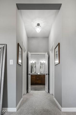 2694 E High Grove Circle Zionsville IN 46077