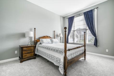 2694 E High Grove Circle Zionsville IN 46077