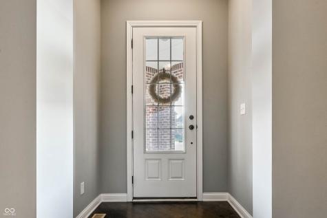 2694 E High Grove Circle Zionsville IN 46077