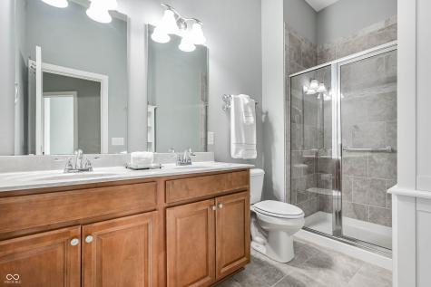 2694 E High Grove Circle Zionsville IN 46077