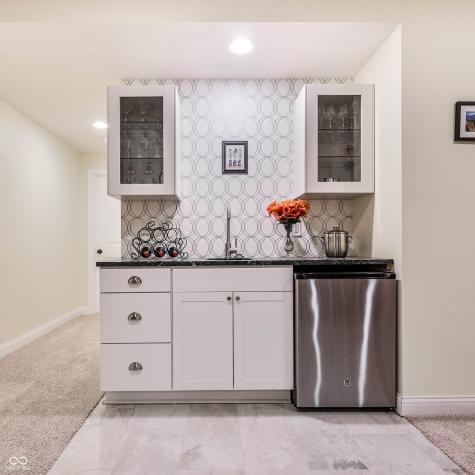 2694 E High Grove Circle Zionsville IN 46077