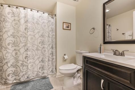 2694 E High Grove Circle Zionsville IN 46077