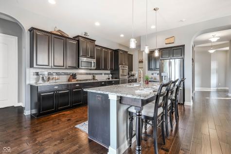 2694 E High Grove Circle Zionsville IN 46077