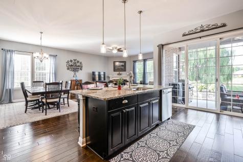 2694 E High Grove Circle Zionsville IN 46077