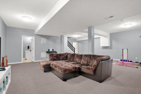 8924 Winterberry Court Zionsville IN 46077