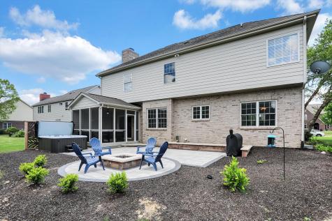 8924 Winterberry Court Zionsville IN 46077