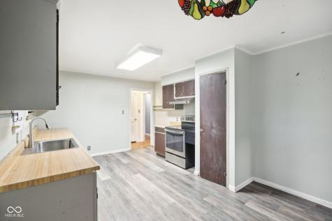 10109 Carrollton Avenue Carmel IN 46280