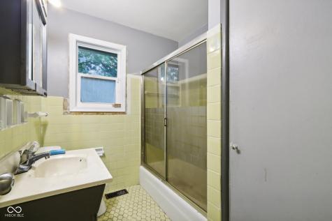 10109 Carrollton Avenue Carmel IN 46280