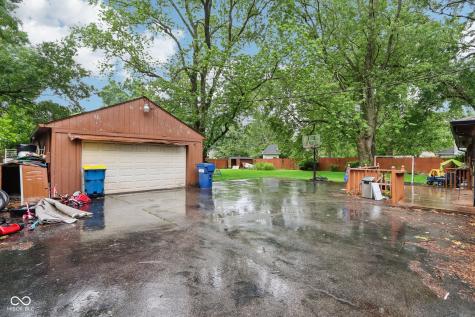 10109 Carrollton Avenue Carmel IN 46280