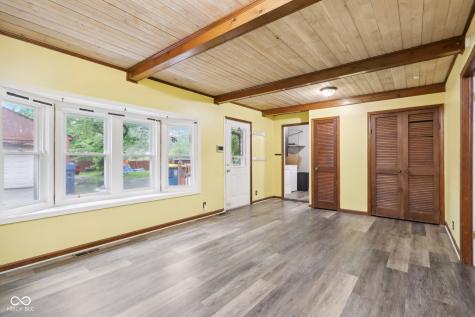 10109 Carrollton Avenue Carmel IN 46280