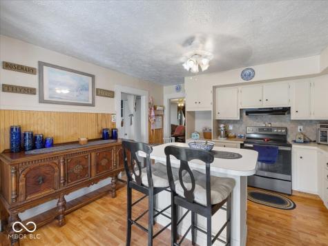6982 E Michigan Road Waldron IN 46182