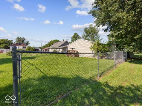 6982 E Michigan Road Waldron IN 46182