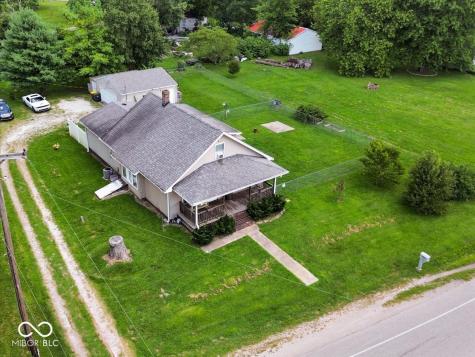6982 E Michigan Road Waldron IN 46182