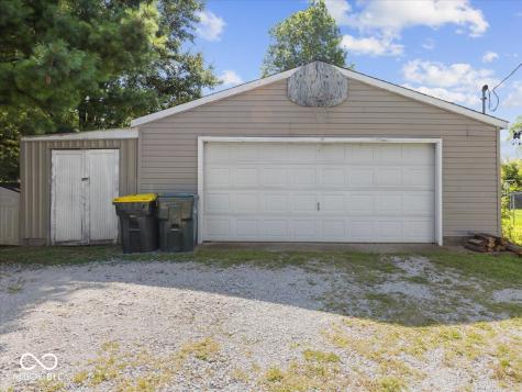 6982 E Michigan Road Waldron IN 46182