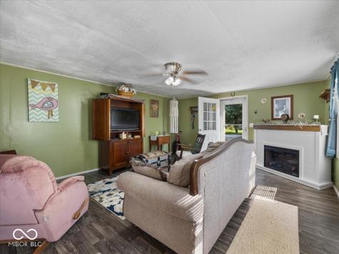 6982 E Michigan Road Waldron IN 46182