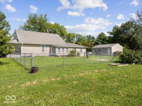 6982 E Michigan Road Waldron IN 46182