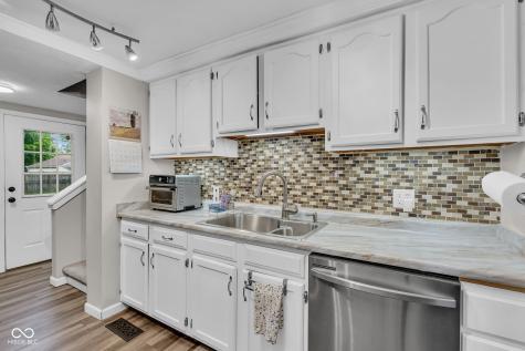 1918 E 68th Street Indianapolis IN 46220