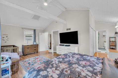 1918 E 68th Street Indianapolis IN 46220
