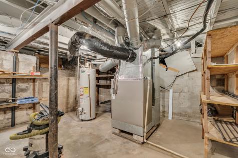 1918 E 68th Street Indianapolis IN 46220