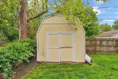 1918 E 68th Street Indianapolis IN 46220