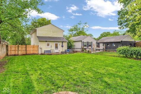 1918 E 68th Street Indianapolis IN 46220