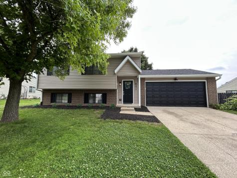 8277 N Waterford Drive Columbus IN 47201