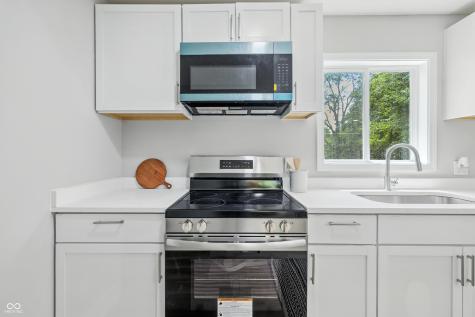 8315 E 36th Place Indianapolis IN 46226