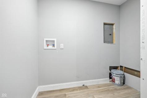 8315 E 36th Place Indianapolis IN 46226