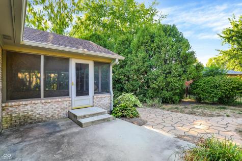 8538 Lockwood Place Indianapolis IN 46217