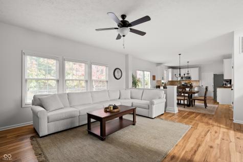 8920 Shelburne Way Zionsville IN 46077