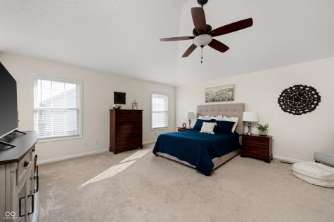 8920 Shelburne Way Zionsville IN 46077