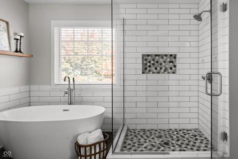 8920 Shelburne Way Zionsville IN 46077
