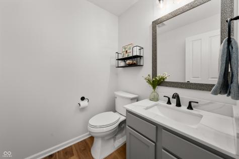 8920 Shelburne Way Zionsville IN 46077