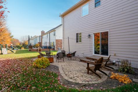 8920 Shelburne Way Zionsville IN 46077