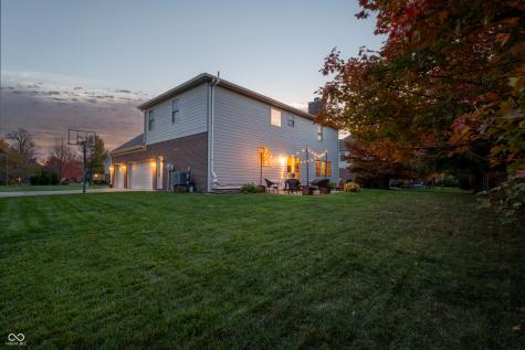 8920 Shelburne Way Zionsville IN 46077
