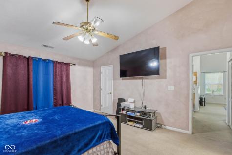 2074 Alysheba Drive Indianapolis IN 46234