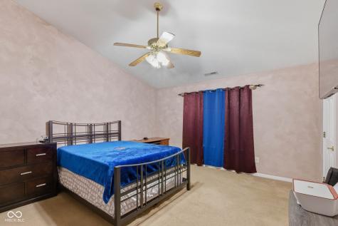 2074 Alysheba Drive Indianapolis IN 46234