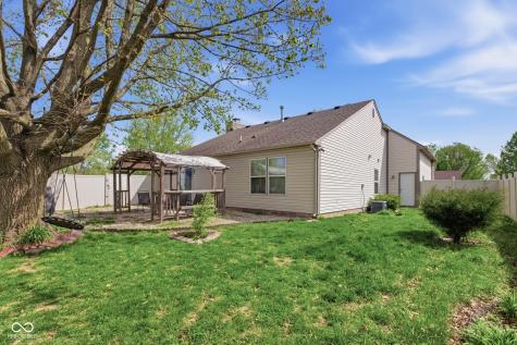 2074 Alysheba Drive Indianapolis IN 46234