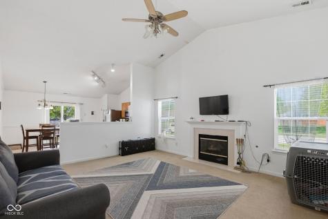 2074 Alysheba Drive Indianapolis IN 46234