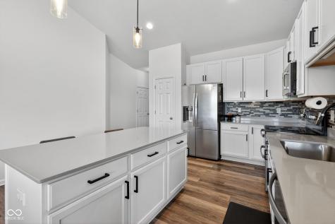6551 Homestead Drive Whitestown IN 46075