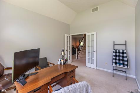 5600 N Red Oak Drive Greenfield IN 46140