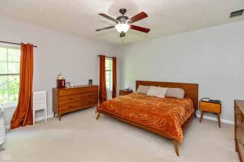 5600 N Red Oak Drive Greenfield IN 46140