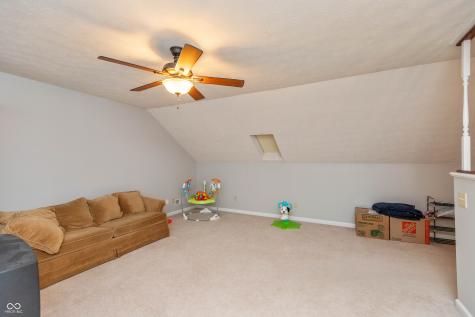 5600 N Red Oak Drive Greenfield IN 46140
