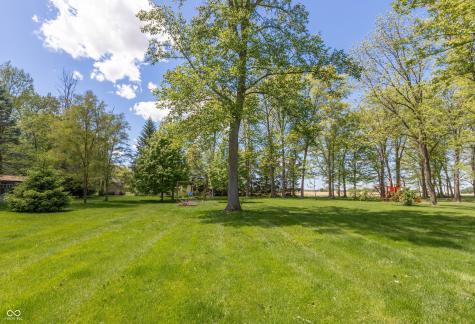 5600 N Red Oak Drive Greenfield IN 46140