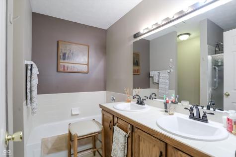 2206 Emily Drive Indianapolis IN 46260